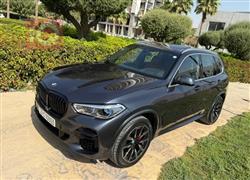 بی ئێم دەبڵیو X5